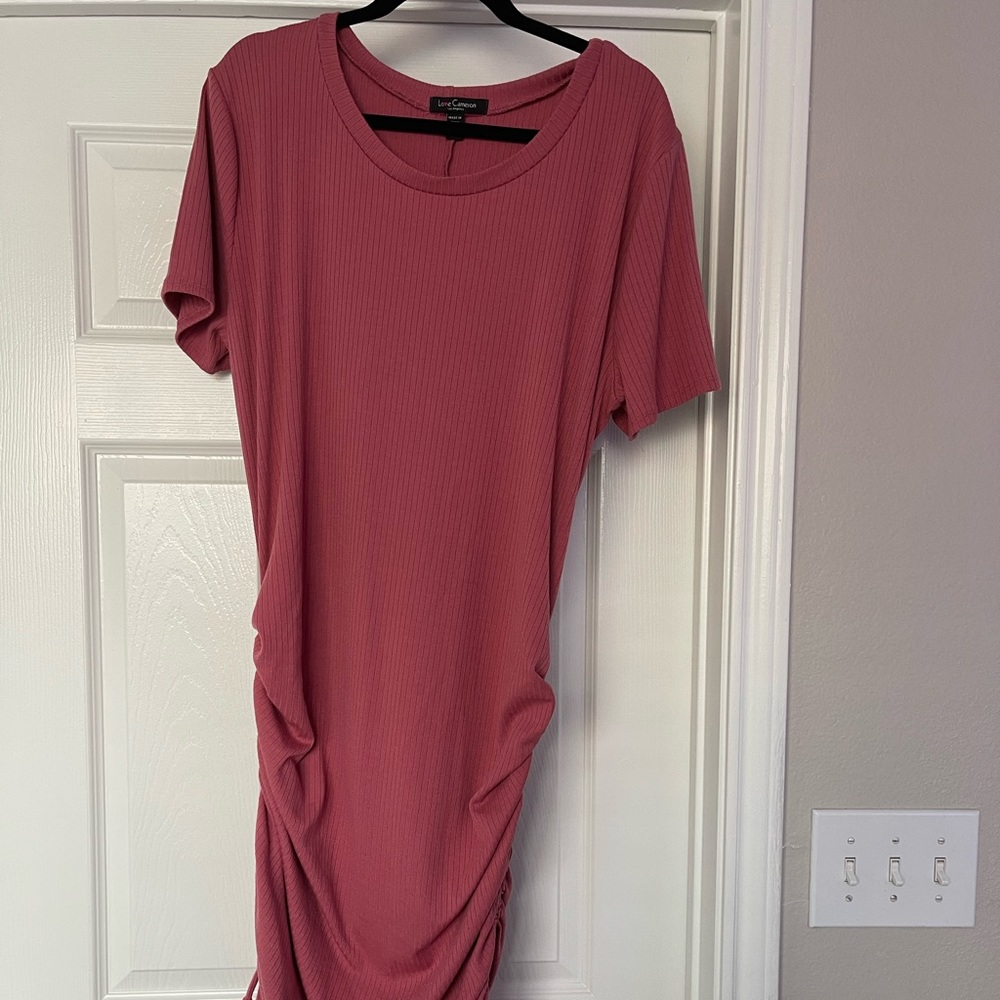 Pinkish dress, body on style, size 2x, Forever 21